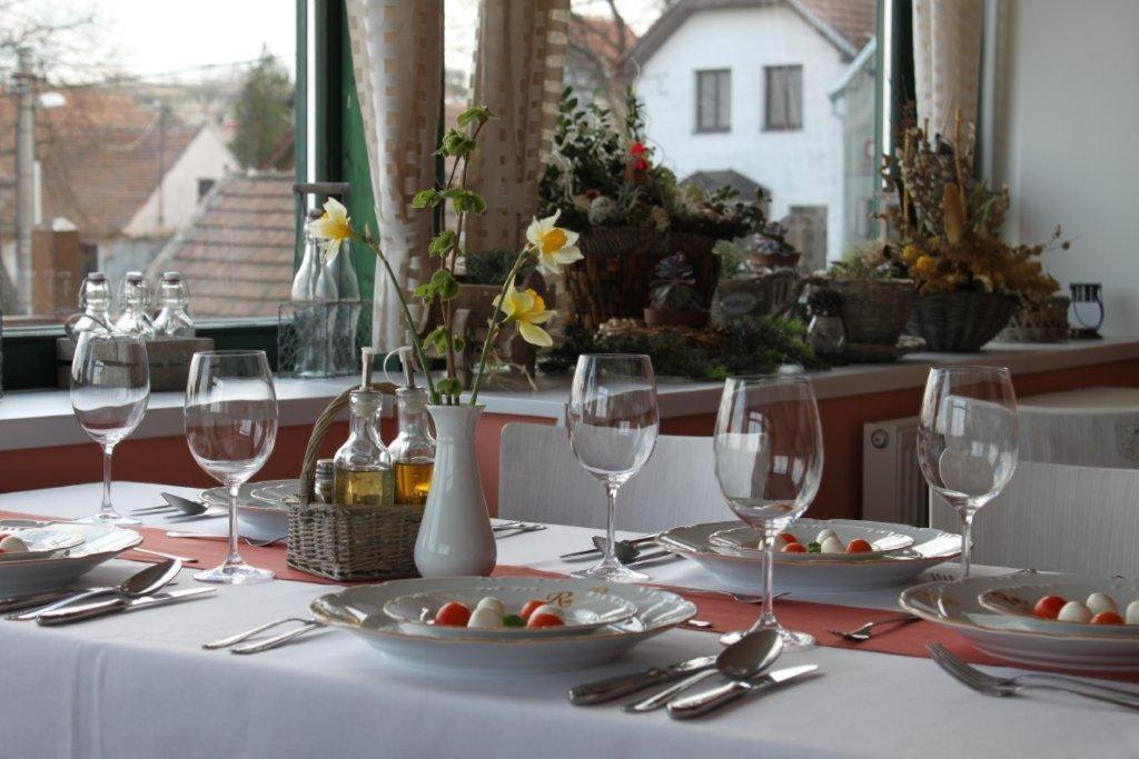 Hotel Vinohrad Milotice Dış mekan fotoğraf