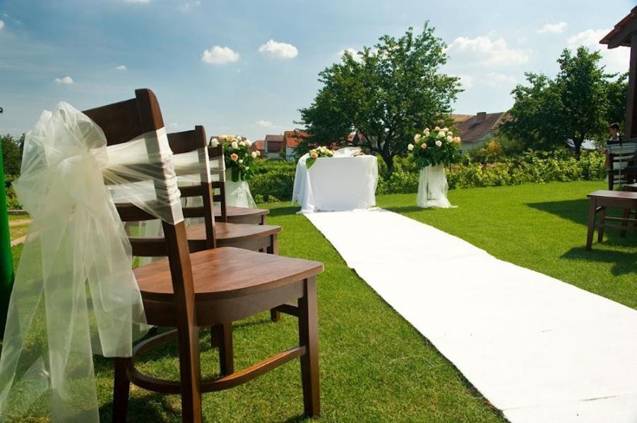 Hotel Vinohrad Milotice Dış mekan fotoğraf